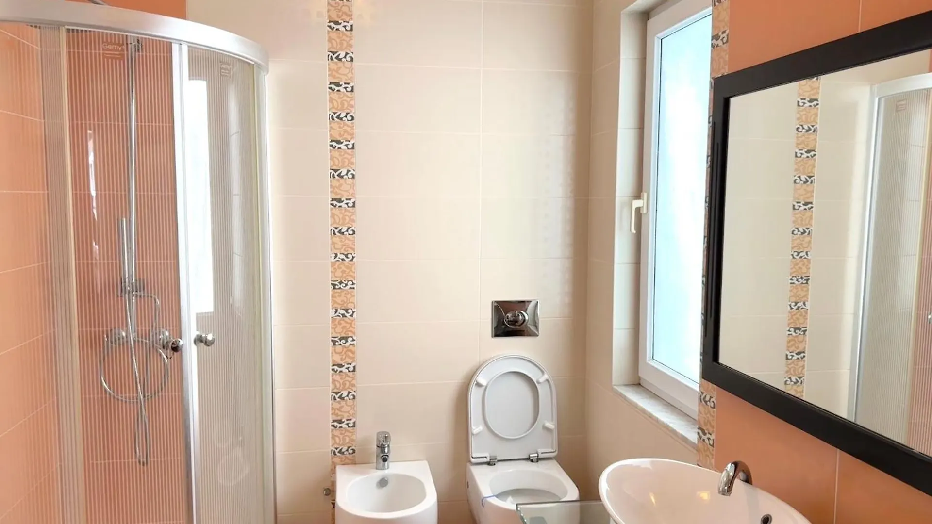 Sea View And Mountain View Penthouse - Shengjinアパートメント 0*,